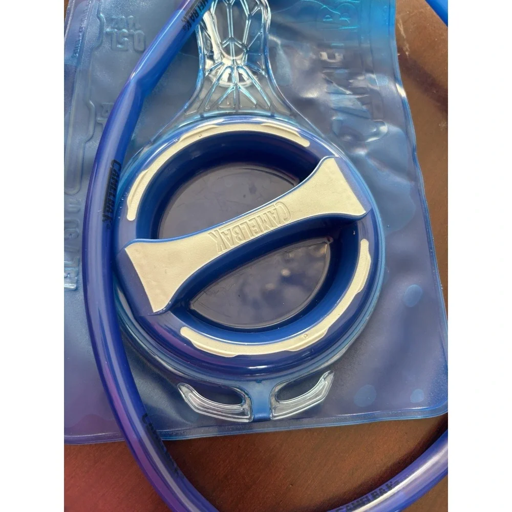 Camelbak excellent